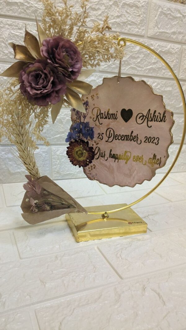 Floral Loop Frame - Image 4