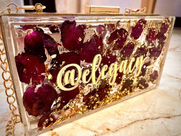 Resin Clutch - Image 5
